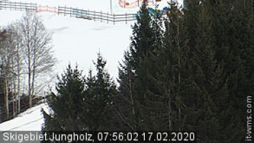 Obraz podglądu z kamery internetowej Jungholz - ski resort - children